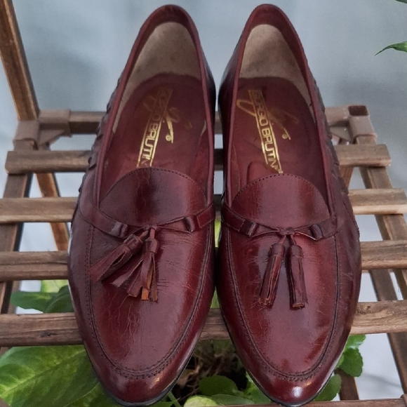 Giorgio Brutini Other - Giorgio Brutini Brown Leather Loafers with Tassels